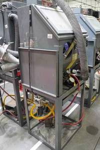 lot 291 image: Trinco 2088 ST Dry Sandblasting Cabinet with Stand