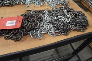 lot 319 image: Assorted Heavy Chain