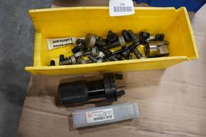 lot 338 image: Assorted Bolts