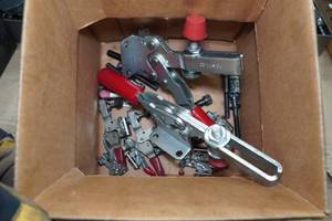 lot 363 image: Assorted Lever Clamps