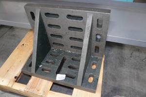 lot 397 image: Precise Giant Slotted Angle Plate