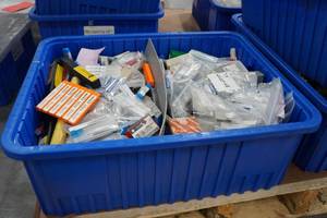 lot 737 image: Large Assortment of Cutting Consumables