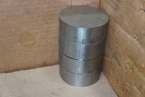 lot 367F image: 4 718 Inconel Round Bar Slabs - 3.50 x 1.25