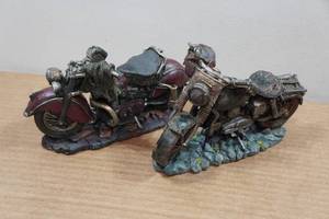 lot 97 image: 2 Vintage Style Motorcycle Figures