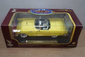 lot 100 image: Road Legends 118 Scale 1955 Ford Thunderbird Replica
