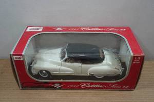 lot 102 image: Anson 118 Scale 1947 Cadillac Replica
