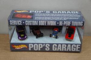 lot 112 image: Hot Wheels Pops Garage Collection