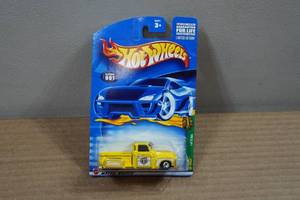 lot 127 image: Hot Wheels Treasure Hunt Series - La Troca