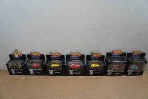lot 152 image: 7 Hot Wheels Collectibles - Shelby Cobra, Ford