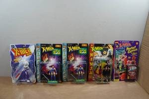 lot 158 image: X-Men Action Figures and Pocket Comics