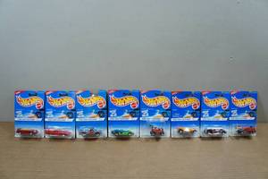 lot 209 image: 8 Hot Wheels 1996 First Editions