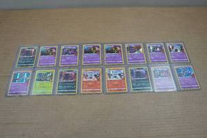 lot 239 image: 16 Pokemon Trading Cards - Halloween