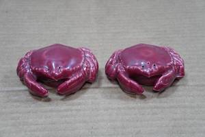 lot 271 image: Vintage Salt and Pepper Shakers - Crabs