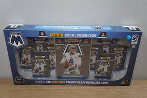 lot 1D image: 2025 Panini Mosaic Box of Football Card Packs - Oversize Mosaic Exclusive