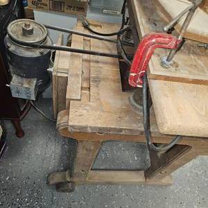 lot 42 image: 4 Bit Sharpner for making Doors, Trim Etc with Extra Bits