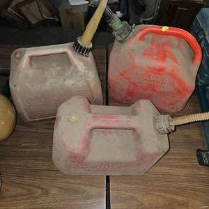 lot 58 image: Lot of 3 Gas Cans