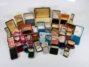 lot 54 image: Lot of 30 Vintage Empty Jewelry Display Boxes - Various Sizes & Brands