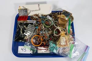 lot 43 image: Vintage Lot of Bracelets, Necklaces, Compacts, Earrings