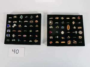 lot 40 image: Better Vintage Costume Jewelry Ring Lot of 72