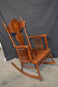 lot 75 image: Antique Carved Wood Rocking Chair - Central Back Medallion, Victorian Style