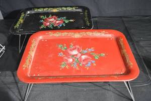 lot 128 image: Vintage Floral Folding Tray Tables - Red & Black, Set of 2