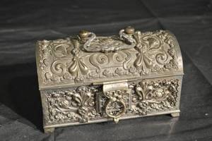 lot 130 image: Ornate Floral Repouss Jewelry Box - Silver-Tone Metal, Red Velvet Interior