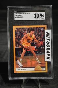 lot 55 image: 1993 Classic Draft Picks Toni Kukoc Autographed Card - Limited Edition