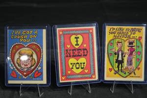 lot 312 image: Vintage Valentine Cards - 3-Pack in Clear Display Cases