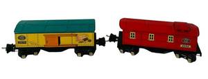 lot 107C image: LL - Lionel Lines Boxcar wBaby Ruth Ad & Red Caboose - 2-Piece Train Cars
