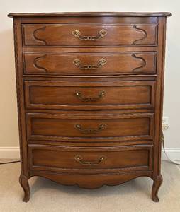 lot 17R image: MB - Bordeaux by Drexel French Provincial Chest of Drawers