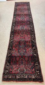 lot 22R image: LR - Persian-Style Runner Rug with Floral Pattern