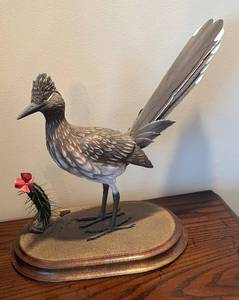 lot 139R image: DR - Wooden Hand Carved and Hand Painted Roadrunner Figurine with Desert Cactus Accent by FT