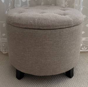 lot 140R image: MB - Convenience Concepts Upholstered Round Storage Ottoman