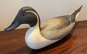 lot 252R image: LR - Vintage Wooden Duck Decorative Decoy by Lashbrook