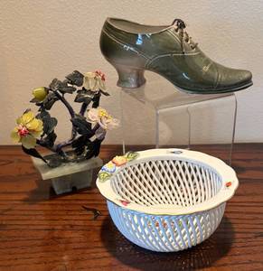 lot 311R image: LR - Vintage Herend Rothschild Bird Openwork Basket, Jade Tree & Vintage Porcelain Shoe