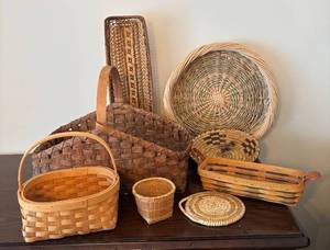 lot 318R image: LR - Assorted Woven Baskets - Natural Rattan in Various Shapes