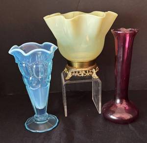 lot 446R image: BR - Vintage L.E. Smith Moon and Star Pattern Bud Vase, Vintage Cranberry Glass Bud Vase and Brass Footed Vintage Art Nouveau Glass Vase