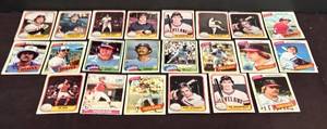 lot 118H image: LL - Vintage Baseball Card Lot - Cleveland Indians & Atlanta Braves Players