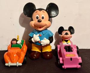 lot 230H image: LL - Vintage Disney Mickey Mouse Plastic Figurine Tall with Pink Car and Snoopy in Orange Car
