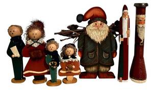 lot 384H image: LL - Wooden Santa Figurine Set - 7-Piece Christmas Folk Art