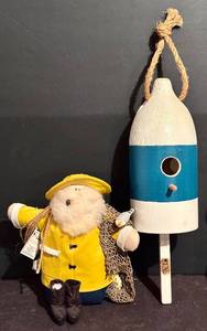 lot 439H image: LL - Bowie Birdfeeder by C. Colby & Vintage Old Salt Man Figurine (Maine)