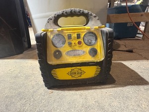 lot 8 image: Guide Gear 5 in 1 Jump Starter
