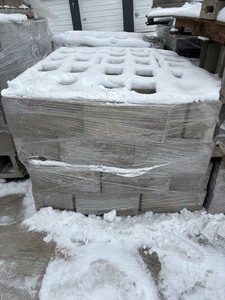 lot 21 image: Pallet of Concrete Block