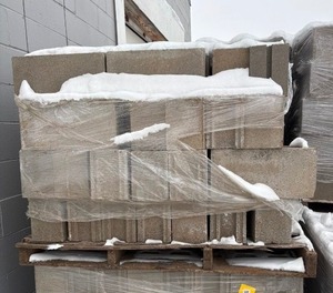 lot 32 image: Pallet of Concrete Block