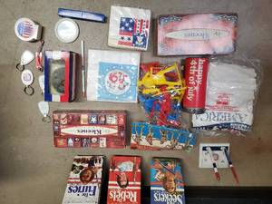 lot 7 image: John Jakes The Seekers (Bicentennial Series Vol III) Rebels & Furies (Vol II & IV) Paperback Set