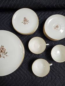 lot 29 image: Floral Rose Porcelain Dinnerware Set with Gold Rim - Plates, Cups & Bowls