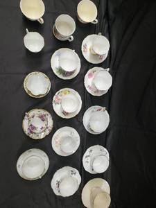 lot 74 image: Floral Porcelain Teacups & Saucers - Assorted Patterns, Gold Rim