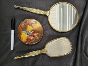 lot 82 image: Vintage Gold-Tone Vanity Mirror Set - 3-Piece Large Hand Mirror, Powder Compact, Long Handle Mirror