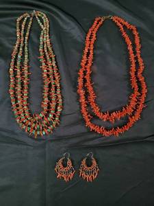 lot 88 image: Beaded Necklace Set - TurquoiseCoral & Coral Chip Necklaces & Earrings