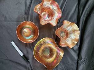 lot 92 image: Amber Carnival Glass Bowls - Leaf & Floral Etched Pattern, 4-Piece Set